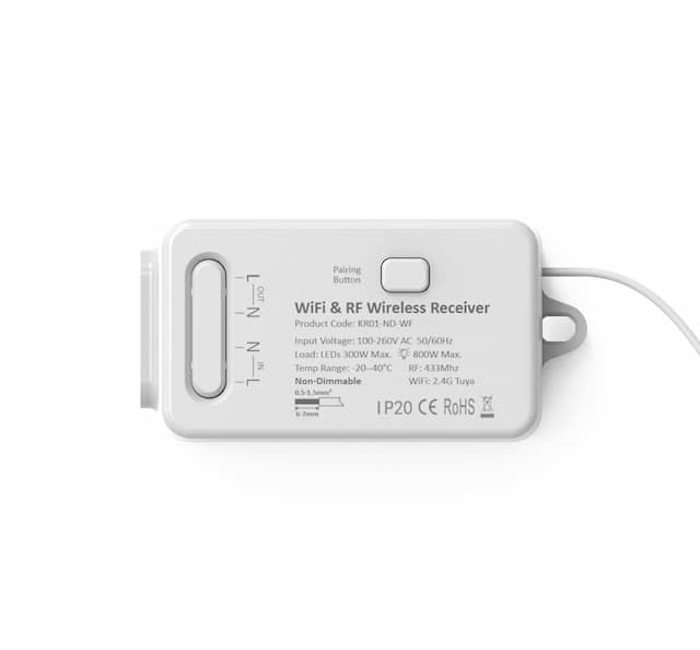 FORUM LIGHNING KONECT KINETIC 1 Gang Push Switch, Matt White, IP65 Rated, No Batteries Required (WIFI RECEIVER, NON-DIMMABLE)