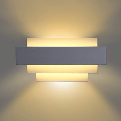 Luz de pared LED simple y apliques de hierro para pasillos y salones 2