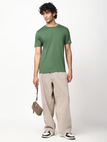Image of Bewakoof Men's 100% Cotton Solid Regular Fit Half Sleeve Round Neck T-Shirt | Tshirt for Men Cotton| Casual Wear | Street Wear