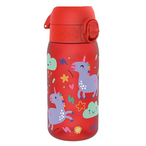 ion8 Botella de Agua para Niños, 350ml, a Prueba de Fugas, Fácil de Abrir, Cerradura Segura, Apta para Lavavajillas, Sin BPA, Asa de Transporte, Fácil de Limpiar, Neutro en Carbono, Unicornios Rojo