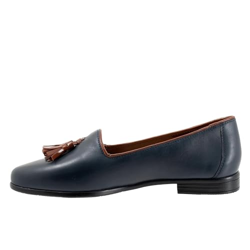 Image of Trotters Women's Liz Tassel Loafer Flat