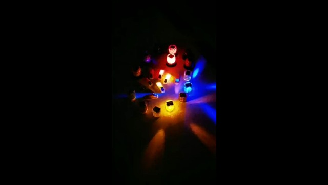 Image of Solar Strobe Warning Light: Strong Magnetic Base Waterproof Traffic Light,Solar Safety Flashing LED Lamp for Construction, Factory, Safety Sign, Crane Tower, Boat Navigation (Red and Blue)