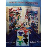 Paperback A Pictorial Guide to Plastic Candy Dispensers Featuring Pez Book