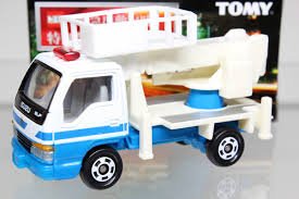  - トミカくじ7Ⅶ◆2緊急出動24時 いすゞエルフ トラック資材運搬車 Amazon | トミカくじ7Ⅶ 緊急出動24時！特別警戒スペシャル