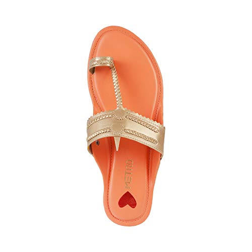Image of Metro Women's Gold Leather Stylish Fashion Kolhapuris