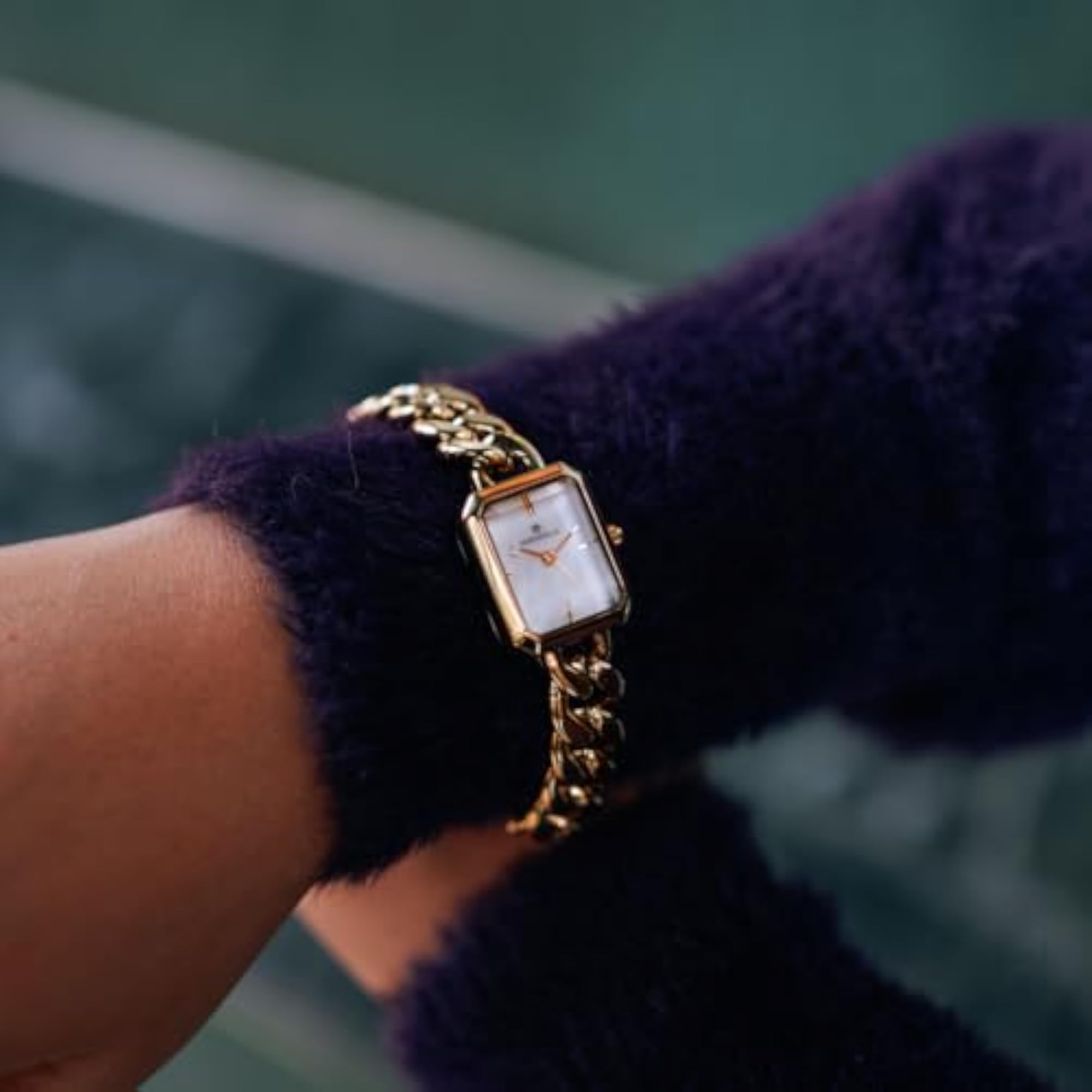 Premium Women's Analog Watch, Pearl Dial & Cuban Chain