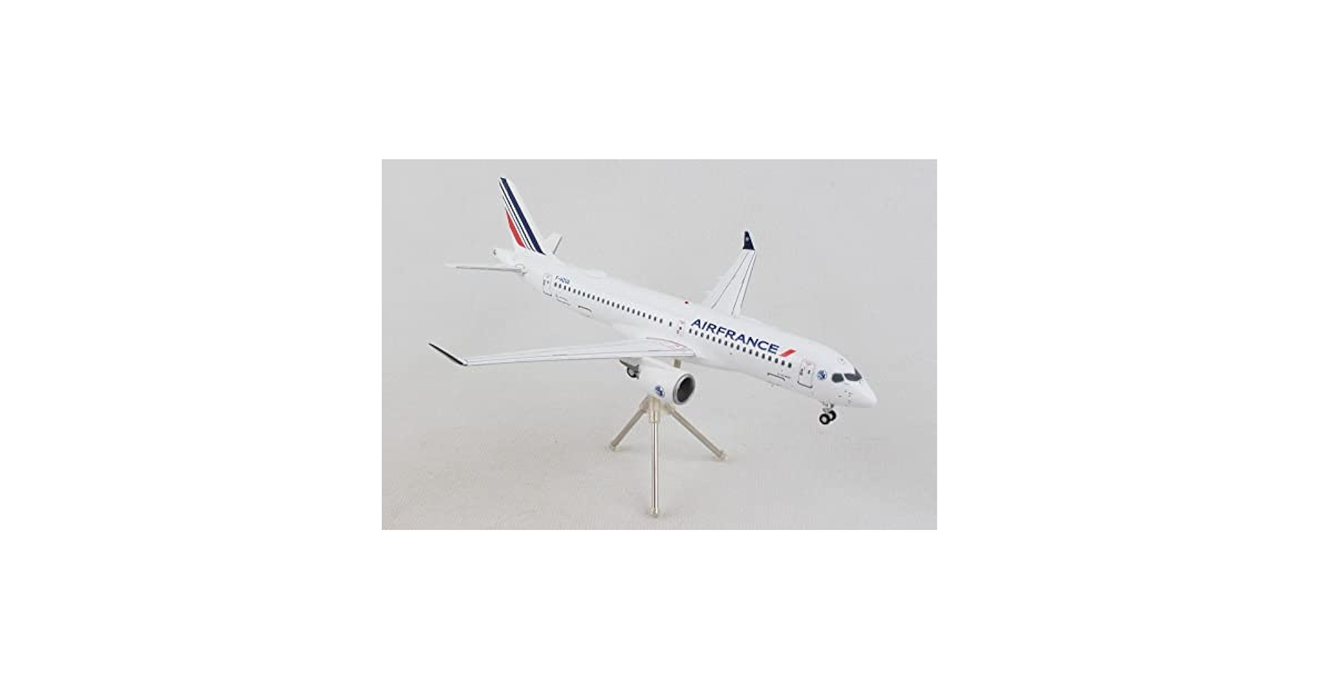 Gemini200 A220-300 エールフランス　F-HZUA 1/200 GEMINI200 AIR FRANCE A220-300 1/200 REG#F-HZUA (**) | eBay