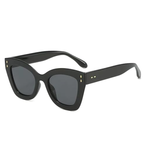 Lunettes de soleil carrées style vintage pour vos terrasses et voyages