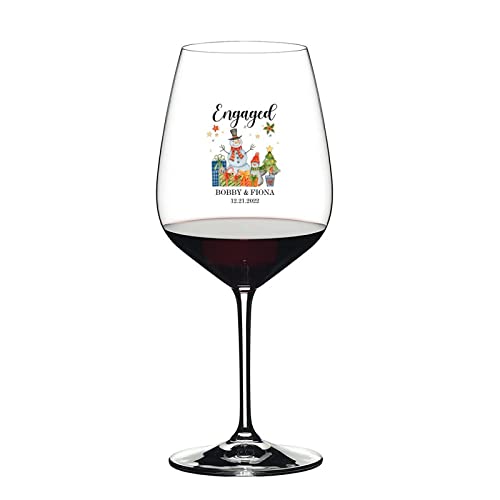 Verres à vin personnalisés Our First Christmas Engaged, cadeau de mariage et de fiançailles unique
