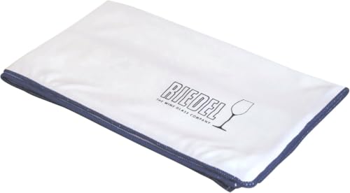 Image of Riedel Large Microfiber Polishing Cloth for Wine Glasses, Set of 2 (1 Red, 1 Blue)