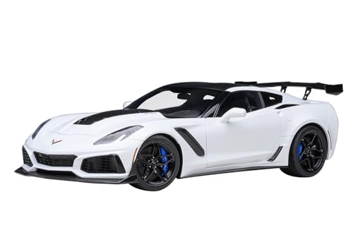 2019 Chevy Corvette C7 ZR1 Arctic White with Carbon Top 1/18 Model Car by Autoart 71270