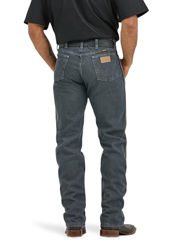 Image of Wrangler Men's Retro Slim Fit Straight Leg Jean