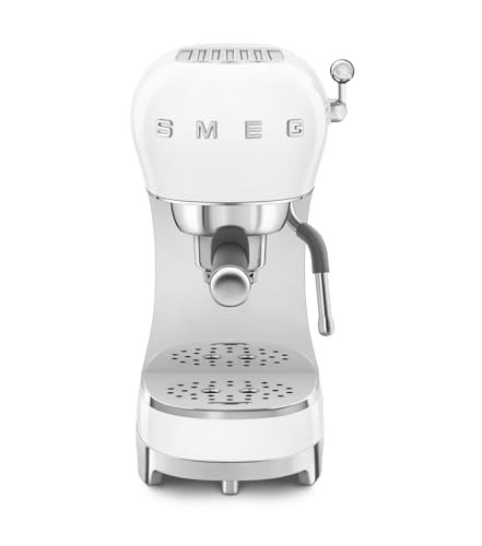 Smeg, Espresso-Kaffeemaschine ECF02WHEU, Cappuccino-Dampfunktion, Thermoblock, großes Tassengehäuse und Doppelkaffeefunktion, 1 L Wassertank, benutzerfreundliches Bediensystem, 1350 W, Weiß
