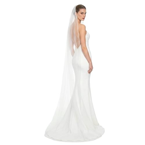 Wedding veil with pearls and crystals beaded edge, fingertip length