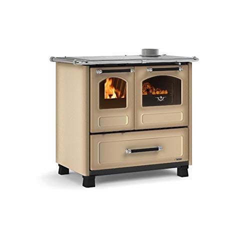 Nordica FAMILY 4,5 Dx Rivestimento esterno in acciaio porcellanato. Porta fuoco panoramica con doppio vetro. Forno smaltato da 41 litri con porta a doppio vetro. Telaio in ghisa vetrificata. Centrino