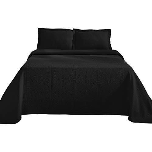 BLUENILEMILLS Premium 100% Cotton Woven Jacquard Matelasse Bedspread Set, Oversized Bedding, Embossed Cotton Fabric, Soft, Breathable, Medium Weight, Medallion, Twin, Black by Blue Nile Mills BLUENILEMILLS Premium 100% Cotton Woven Jacquard Matelasse Bedspread Set, Oversized Bedding, Embossed Cotton Fabric, Soft, Breathable, Medium Weight, Medallion, Twin, Black by Blue Nile Mills