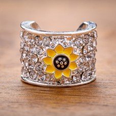 charMED Custom Stethoscope Charms - Sunflower Charm - Gifts for Nurses, Doctors, Veterinarians, Technicians, Surgeons & Healthcare Professionals - Metal Silver 0.5