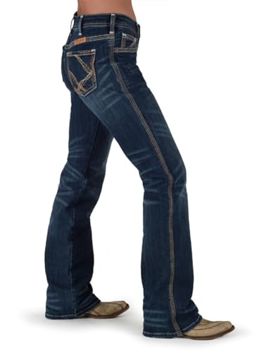 Cowgirl Tuff Women's Rusty Barbed Wire Jeans & Cooling Towel Bundle