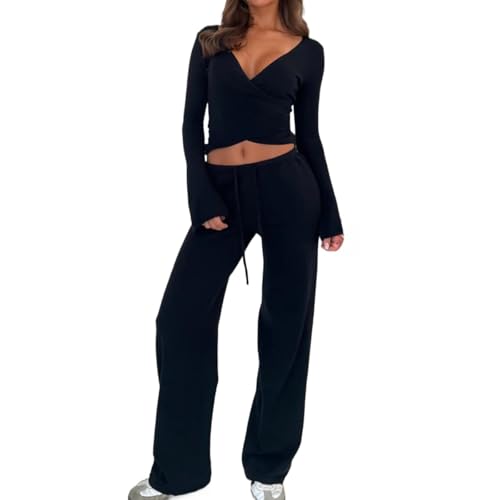 Ensemble de yoga avec pantalon large de sport pour passer du studio de fitness au café urbain
