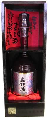 Amazon.co.jp: [芋焼酎] 森伊蔵600ml 楽酔喜酒 2001 : 食品・飲料・お酒