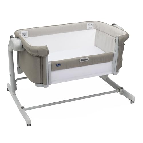 Chicco Next2Me Magic Evo Rocking Mode Baby Cot with Tilt Function, Hinged Side Panel, Adjustable Height, 4 Wheels, Includes Mattress and Travel Bag