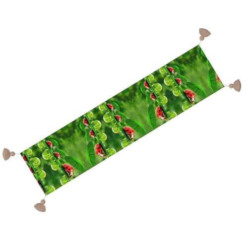 Chemin de table avec pompons pour sublimer une table triste, décoration macramé festive - 3