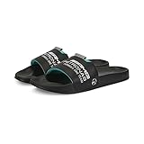 Semelle intérieure moulée pour un confort doux ; sangle rembourrée en cuir synthétique imprimé graphique ; semelle extérieure IMEVA pour une meilleure adhérence et durabilité ; marque Mercedes-AMG Petronas Motorsport