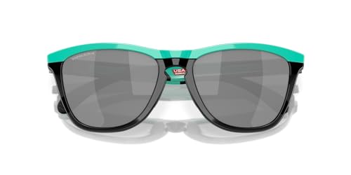 Image of Oakley OO9284 Frogskins Range Round Sunglasses