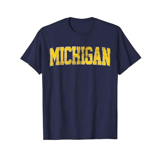 Vintage Michigan Look Blue Maize Men Retro Font Michigan Tee T-Shirt