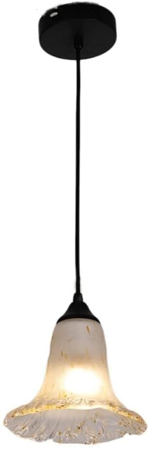 Lampe suspendue réglable pour sublimer un balcon avec un plafonnier