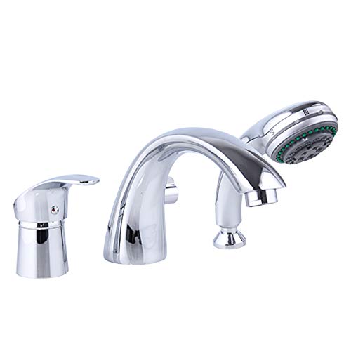 Robinet de baignoire 3 trous pour un bain moussant relaxant le soir