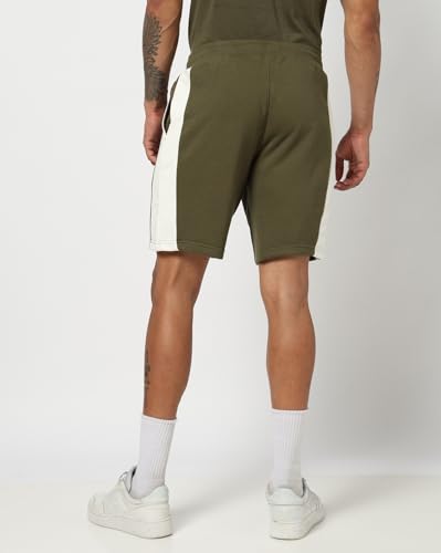 Image of Gap Men Stylised Cargo Shorts