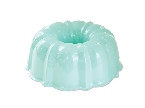 Nordic Ware Formed Bundt Pan, Mint