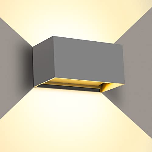 Applique murale LED réglable pour supprimer les zones d'ombre de la façade