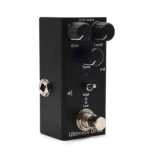 Pédales d'effet chorus classiques et overdrive pour s'entraîner à la basse en studio