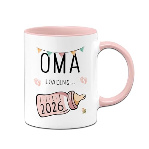 Tassenbrennerei Tasse mit lustigem Spruch Oma loading 2026 mit Babyflasche Geschenk werdende Oma zur Schwangerschaft Verk&uuml;ndung Kaffeebecher f&uuml;r Frauen (Rosa)