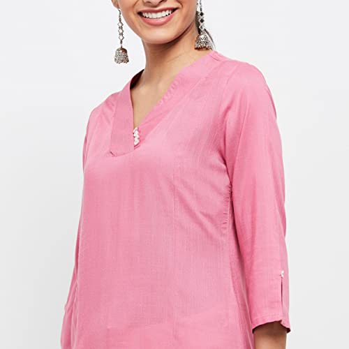 Image of Max Women Rayon Regular Solid Three-Quarter Sleeves Straight Kurta