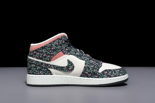 Nike Air Jordan 1 Mid SE GS Girls Shoes2
