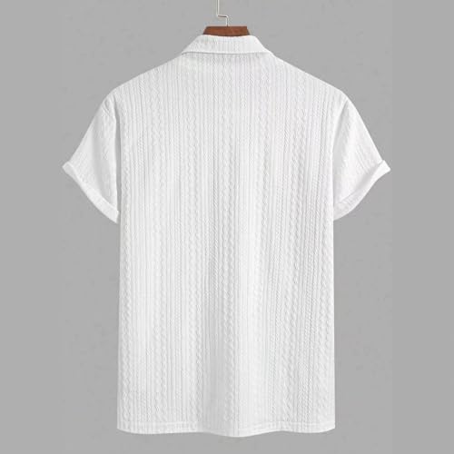 Chemise plage et vacances style décontracté : le top été homme à rayures