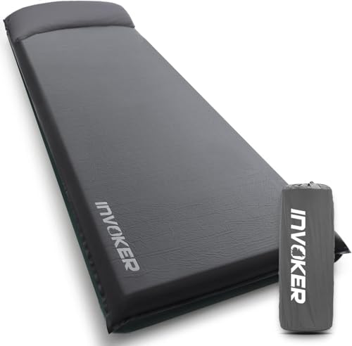 Matelas de couchage léger autogonflant INVOKER contre le sol froid