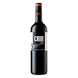 Cair Cuvee es un vino tinto joven con crianza en roble que combina Tempranillo y Merlot para ofrecer un sabor equilibrado, fresco y con cuerpo.| 1 botella