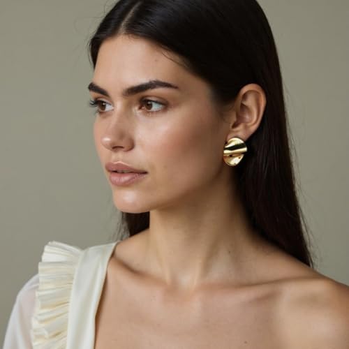 Statement Earrings for Women Irregular Gold Chunky Earrings Round Disc Hypoallergenic Stud Earring for Her Trendy Jewelry3