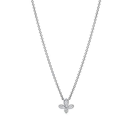 Collier chaîne fashion pour sublimer votre look de bureau ou vos sorties estivales entre amies