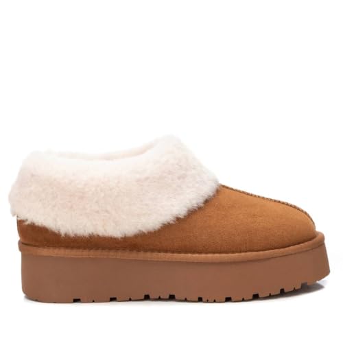 Pantoufles femme XTI avec semelle souple et confortable pour la maison
