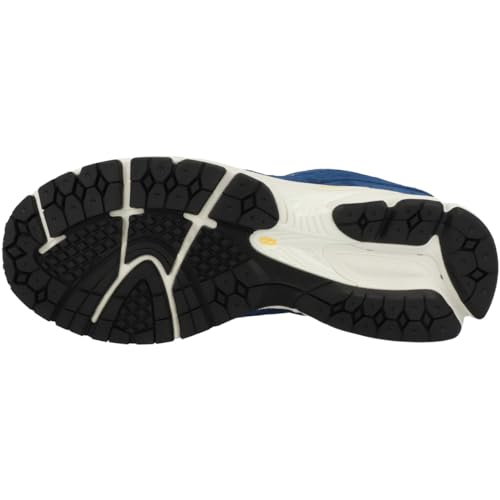 Image of New Balance Men's M2002RCC Sneaker