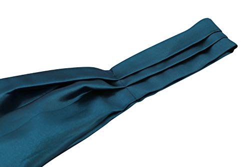 Image of BLACKSMITH Jacquard Microfiber Neckwear Ascot and Matching Pocket Square Set for Men