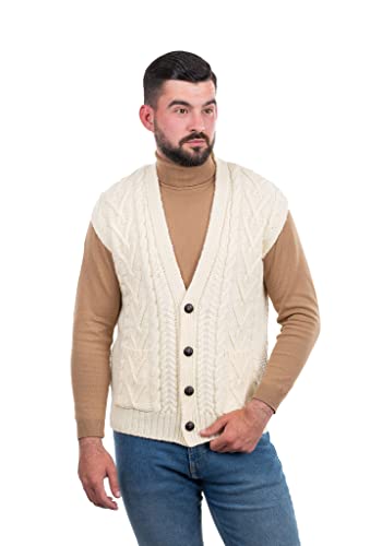 SAOL Gilet à Col en V sans Manches Câble Cardigan Pull Irlandaise pour Hommes 100% Laine Mérinos avec Boutons et Poches (Naturelle, L) Cover