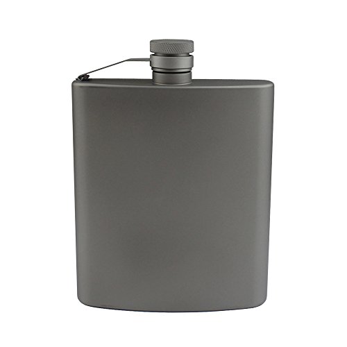 Classic style titanium hip flask alcohol drink bottle outdoor cam…