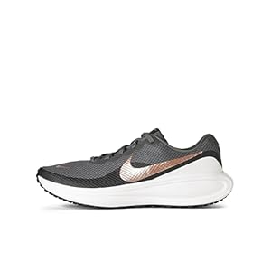 Nike Women’s Revolution 8 Roa...