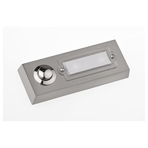HUBER Aufputz Klingeltaster 1 fach aus Metall - Türklingelknopf mit Namensschild - Haustürklinge Aufputz I Taster aus Messing verchromt - Klingel Haustür 1 fach